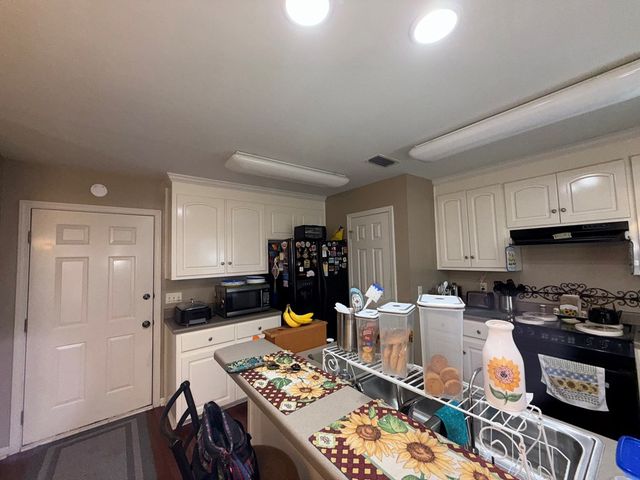 111 Augusta Ave., Midland City, AL 36350