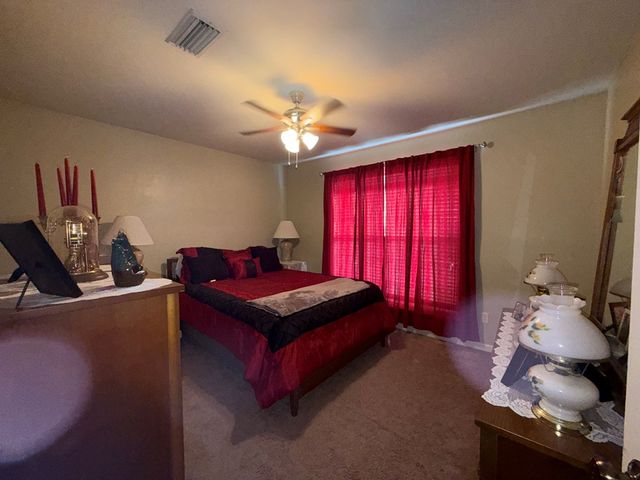 111 Augusta Ave., Midland City, AL 36350