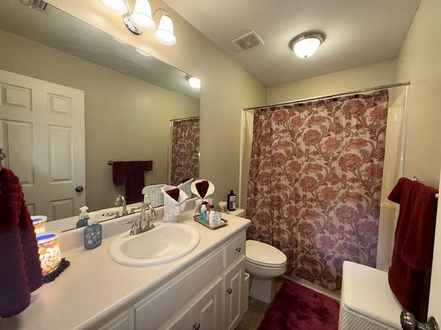 111 Augusta Ave., Midland City, AL 36350