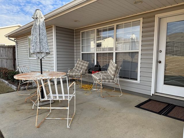 111 Augusta Ave., Midland City, AL 36350