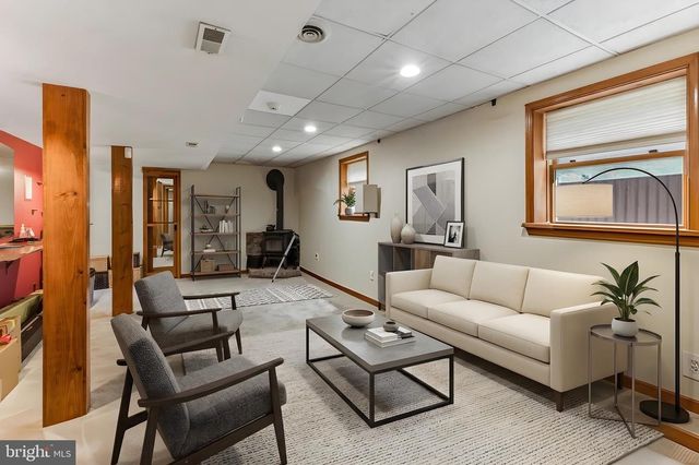 565 CENTRAL AVE, Franklinville, NJ 08322