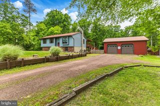 565 CENTRAL AVE, Franklinville, NJ 08322