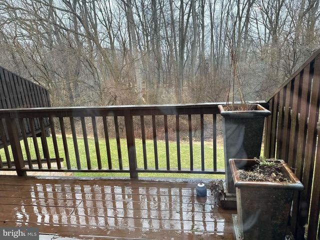 22 MILITIA HILL DR, Chesterbrook, PA 19087