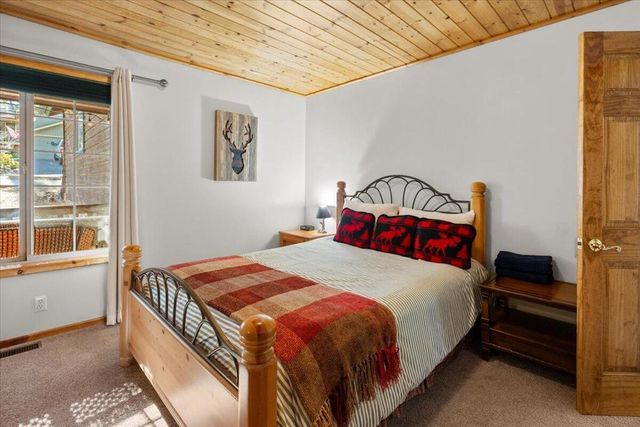 41640 Mockingbird Drive, Big Bear, CA 92315