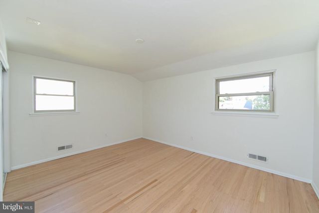 90 KNOLLWOOD DR, Cherry Hill, NJ 08002