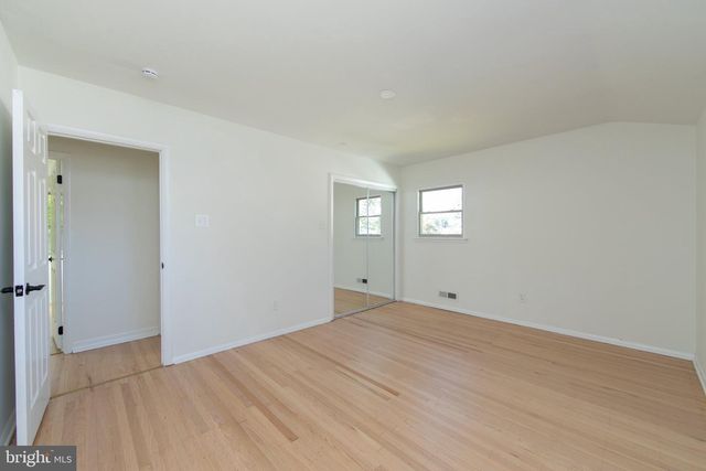 90 KNOLLWOOD DR, Cherry Hill, NJ 08002