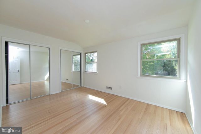 90 KNOLLWOOD DR, Cherry Hill, NJ 08002