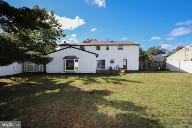 90 KNOLLWOOD DR, Cherry Hill, NJ 08002