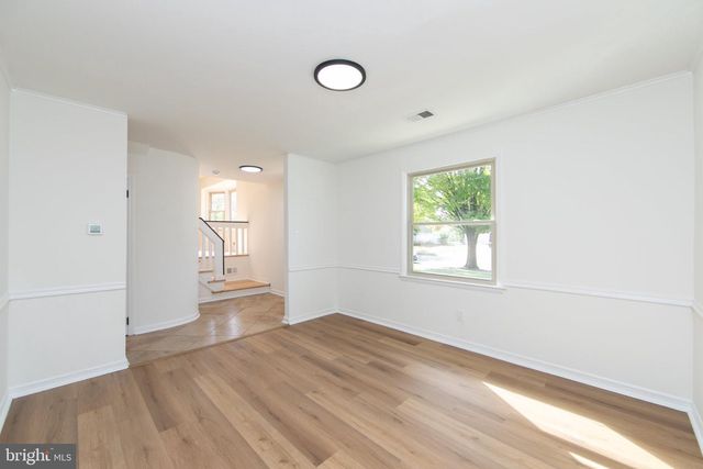 90 KNOLLWOOD DR, Cherry Hill, NJ 08002