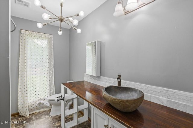 107 County Road 584, Englewood, TN 37329