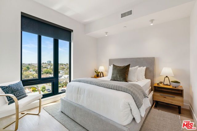 10700 Tabor Street PH10, Los Angeles, CA 90034