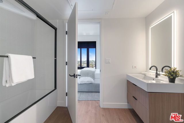 10700 Tabor Street PH10, Los Angeles, CA 90034