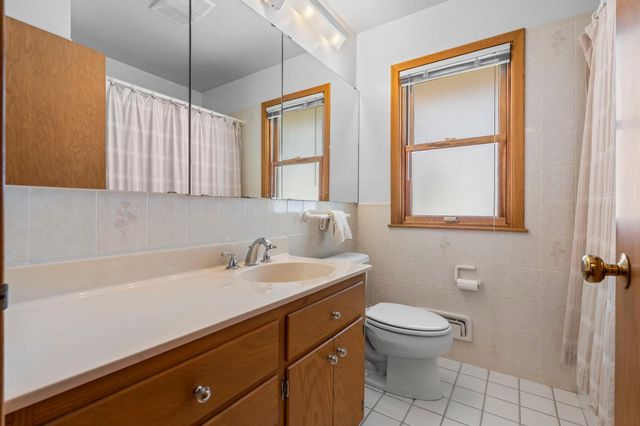 5633 Garfield Avenue, Minneapolis, MN 55419