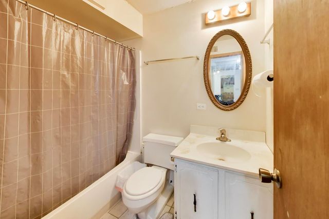 17005 Albany Avenue 202, Hazel Crest, IL 60429