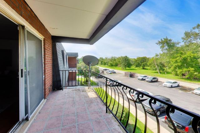 17005 Albany Avenue 202, Hazel Crest, IL 60429