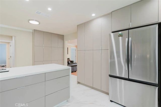 2417 E Dudley Street, Pasadena, CA 91104