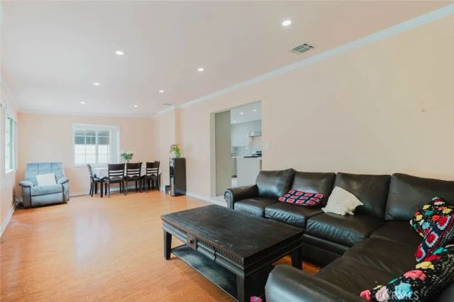 2417 E Dudley Street, Pasadena, CA 91104