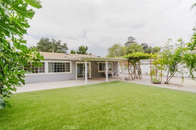2417 E Dudley Street, Pasadena, CA 91104