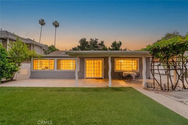 2417 E Dudley Street, Pasadena, CA 91104