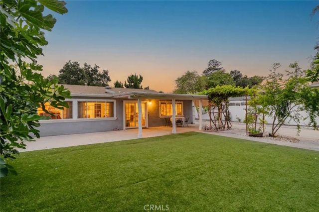 2417 E Dudley Street, Pasadena, CA 91104