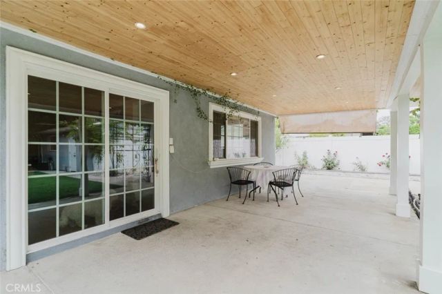 2417 E Dudley Street, Pasadena, CA 91104