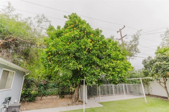 2417 E Dudley Street, Pasadena, CA 91104