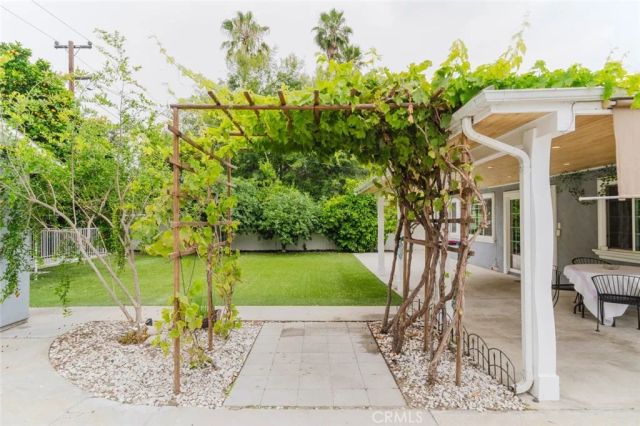 2417 E Dudley Street, Pasadena, CA 91104