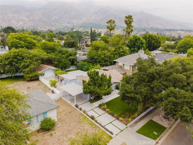 2417 E Dudley Street, Pasadena, CA 91104