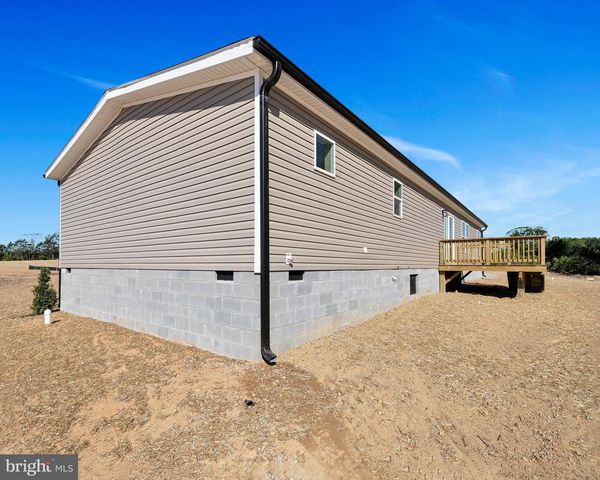 241 MOOREFIELD RD, Mineral, VA 23117