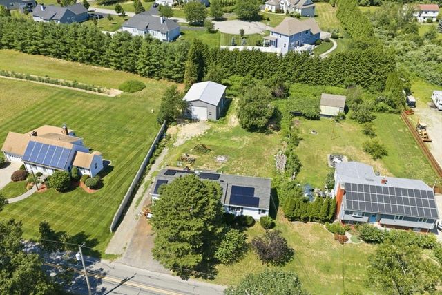 748 Warren Ave, Swansea, MA 02777