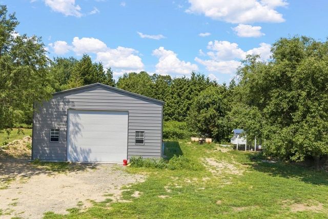 748 Warren Ave, Swansea, MA 02777