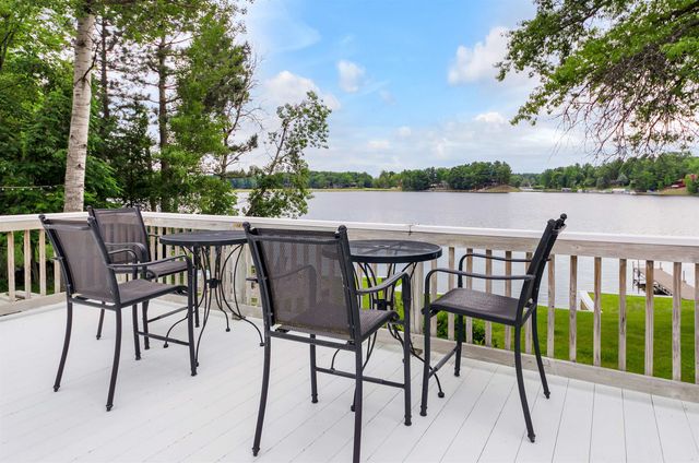 2028 N Haven Drive, Gladwin, MI 48624