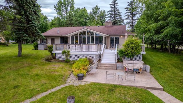 2028 N Haven Drive, Gladwin, MI 48624