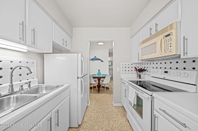1563 S Atlantic Avenue 13, Cocoa Beach, FL 32931