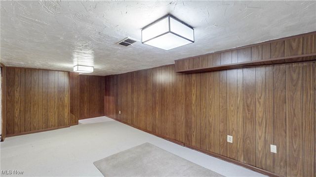 23613 E Baintree Road, Beachwood, OH 44122