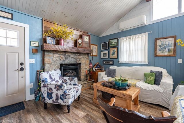 114 Sweetleaf, Deep Gap, NC 28618