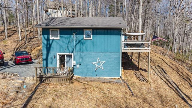 114 Sweetleaf, Deep Gap, NC 28618