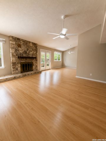 5327 TIMBER GLADE ST, San Antonio, TX 78250
