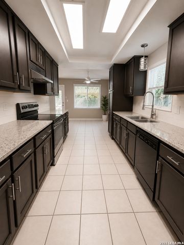 5327 TIMBER GLADE ST, San Antonio, TX 78250