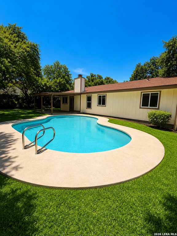 5327 TIMBER GLADE ST, San Antonio, TX 78250