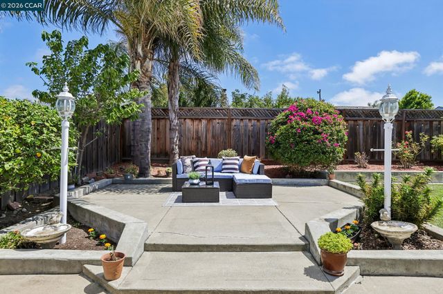36436 Reina Pl, Newark, CA 94560