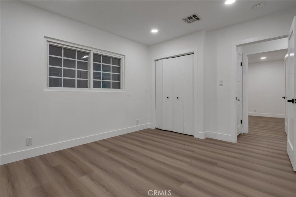 Image 21 of property listing at 1741 N Rose, Burbank, CA 91505