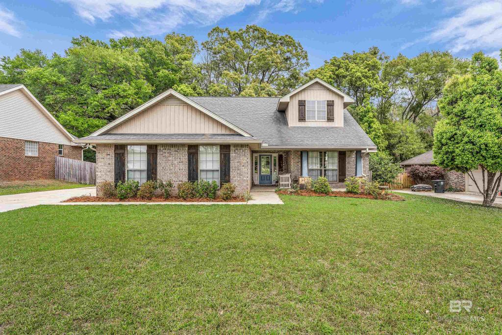 106 Southwark Avenue, Fairhope, AL 36532