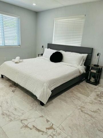 7540 Hope Street, Hollywood, FL 33024