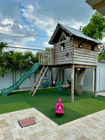 7540 Hope Street, Hollywood, FL 33024