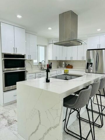 7540 Hope Street, Hollywood, FL 33024