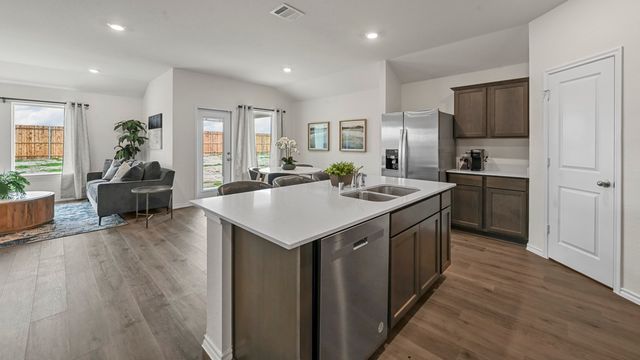 4013 Oakcrest Lane, Princeton, TX 75407