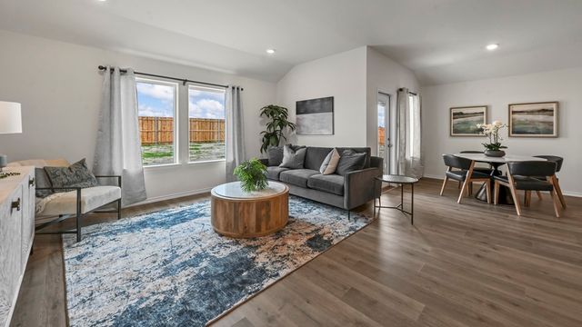 4013 Oakcrest Lane, Princeton, TX 75407