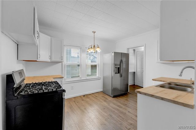 170 Hillcrest Drive, Amherst, NY 14226