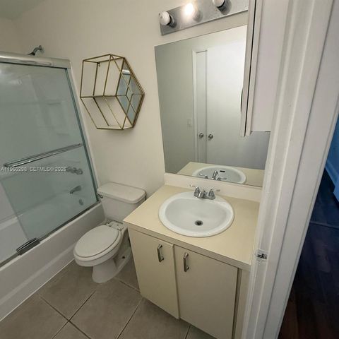 8260 SW 149th Ct 9-205, Miami, FL 33193